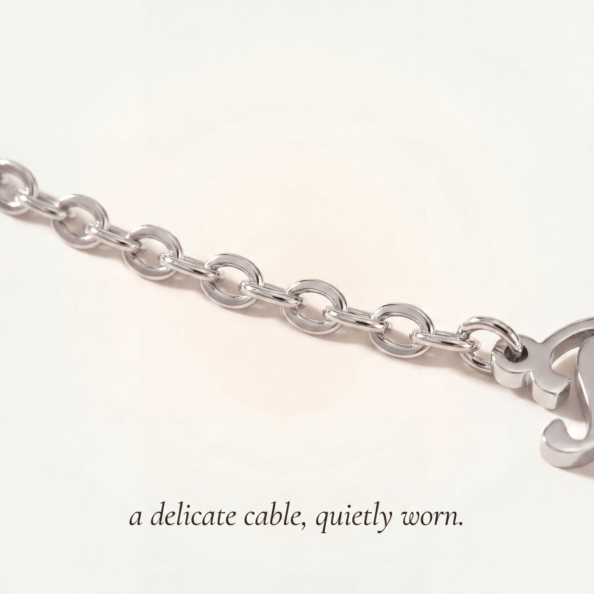 The Paw Print Pendant - Pawmento